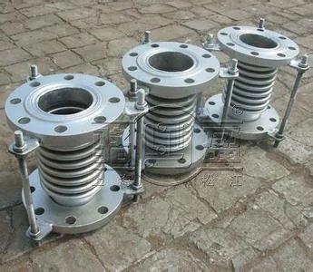波紋補償器支架在管道中的受力情況分析 波紋補償器支架在管道中的受力情況分析